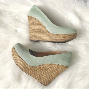 (💛2/$30) Mint green wedge heels
